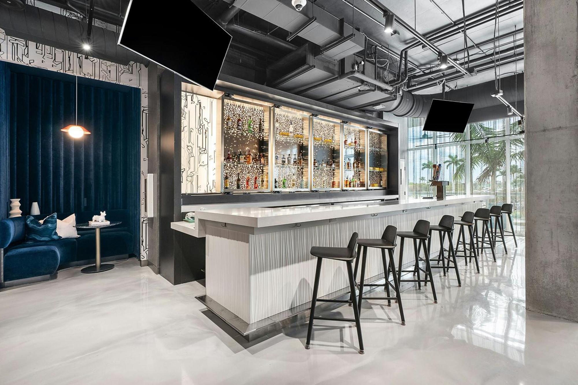 Aloft Fort Lauderdale Airport & Cruise Port Exterior photo