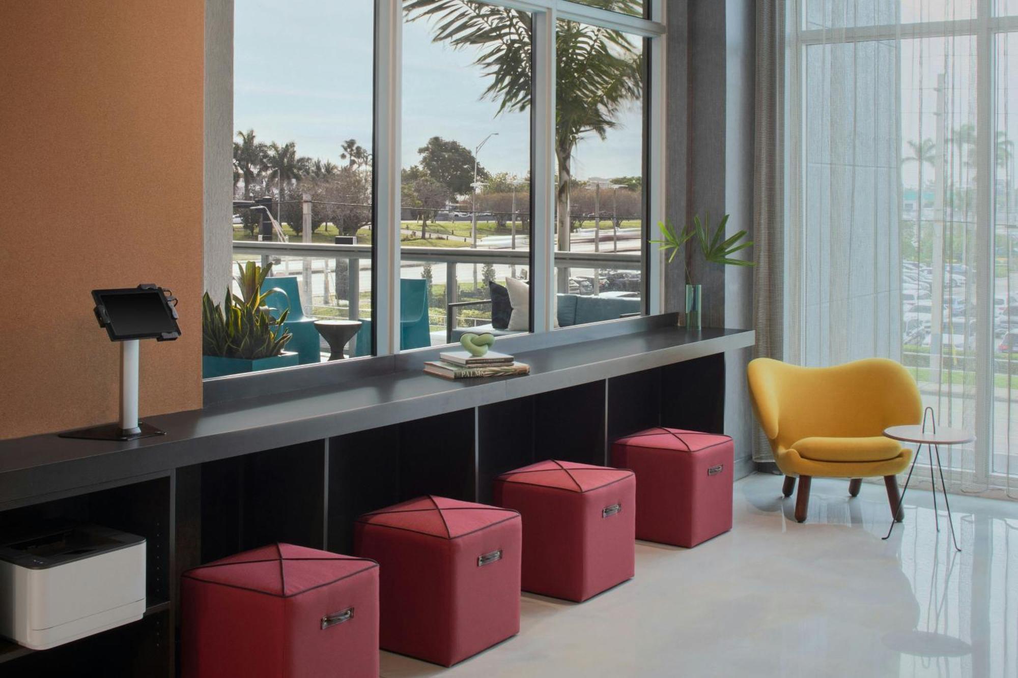 Aloft Fort Lauderdale Airport & Cruise Port Exterior photo